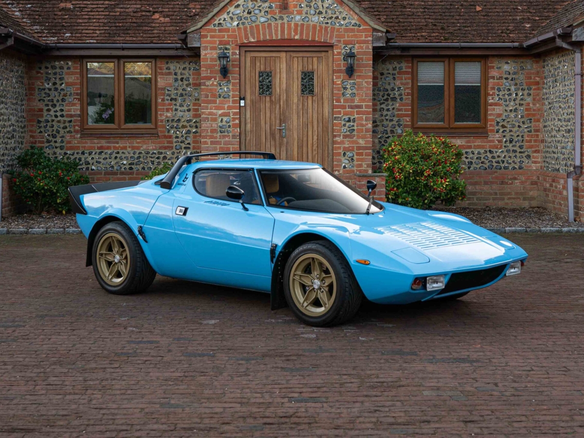 Lancia_LowRes_V2_33